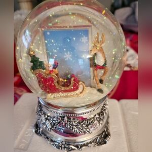 Kirkland "Jingles Bells" Christmas Snow Globe